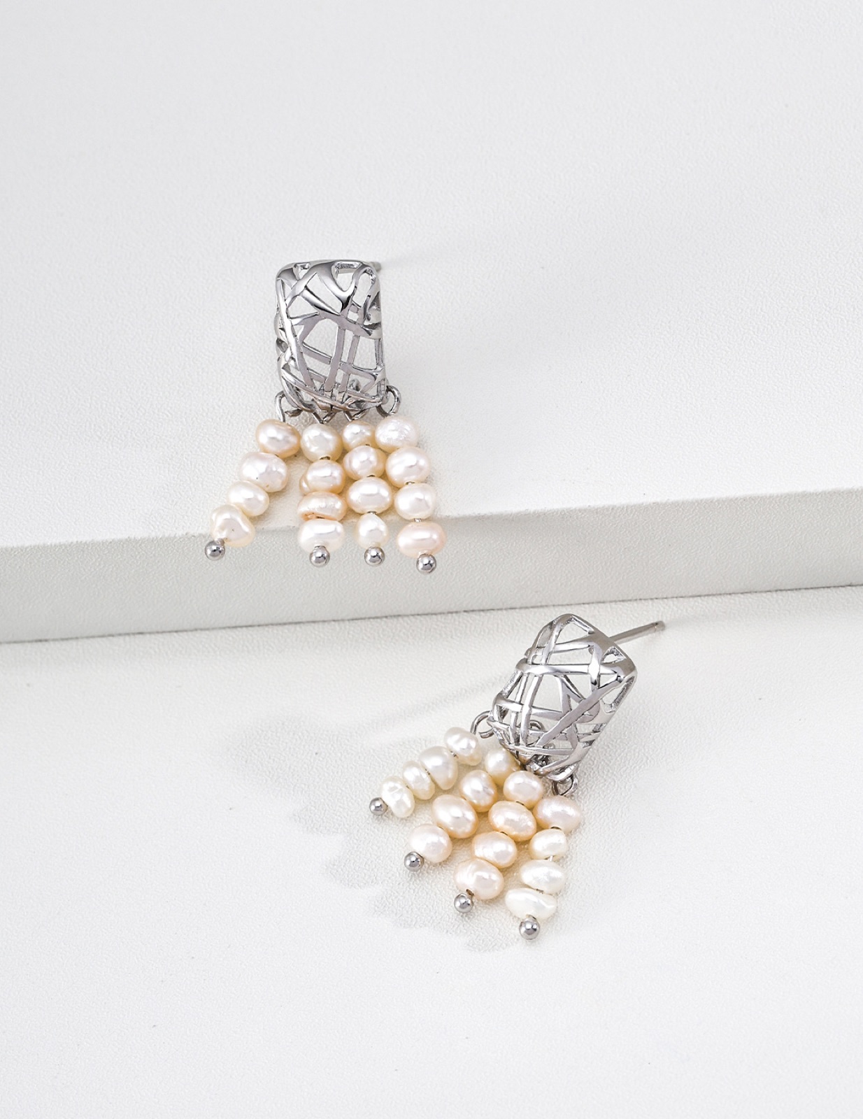 Mesh Tassel Pearl Earrings — view 2